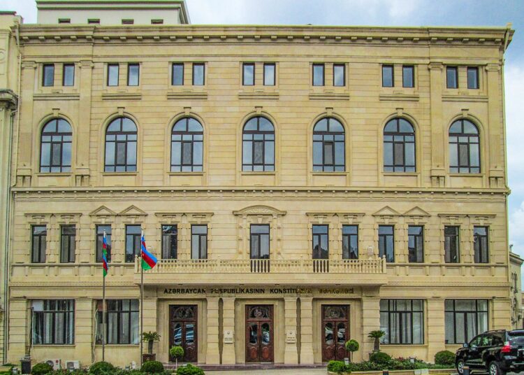 Frontseite Verfassungsgericht der Republik Aserbaidschan