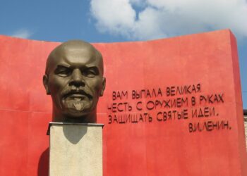 Einige Lehren der Oktoberrevolution