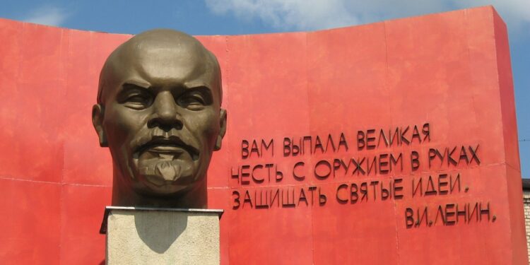 Einige Lehren der Oktoberrevolution