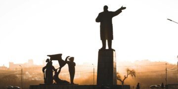 Lenin dreht sich im Grab um