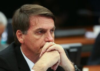 Jair Bolsonaro in nachdenklicher Pose