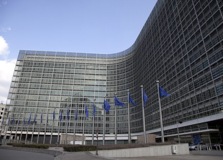 Die EU versucht sich als Räuber