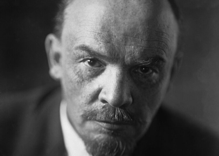 Wegen Lenin vor Gericht – Antikommunistische Repression in Russland
