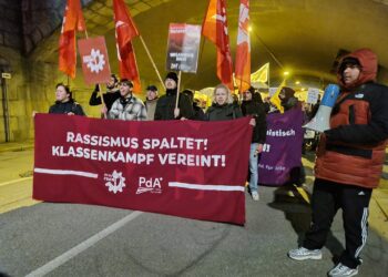 Jugendfront zum Kopftuchverbot: Gegen Spaltung und Rassismus!