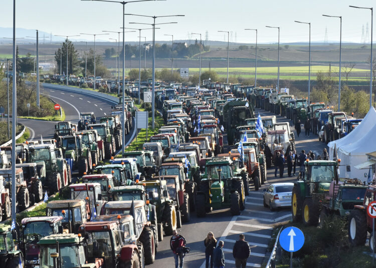 Griechenland: „Arbeiter und Landwirte – eine Stimme, eine Faust“