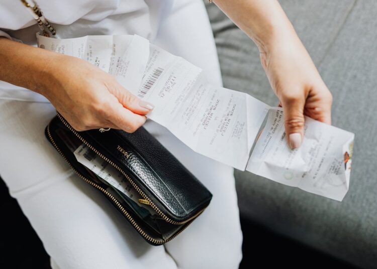 Inflation frisst Löhne, Profite bleiben unberührt