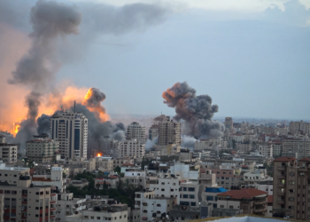 Israelische Luftangriffe auf Gaza