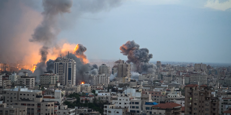 Israelische Luftangriffe auf Gaza