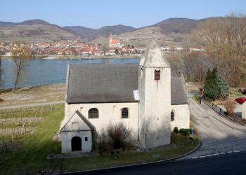 Filialkirche St. Lorenz in der Wachau-Gemeinde Rossatz-Arnsdorf
