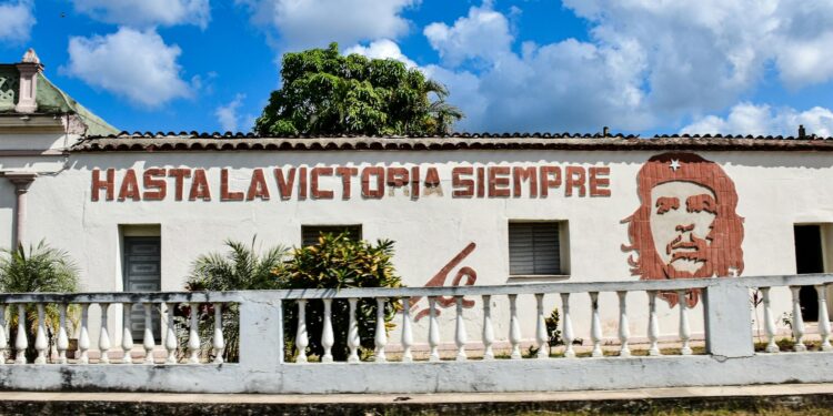 Hände weg von&nbsp;Kuba!