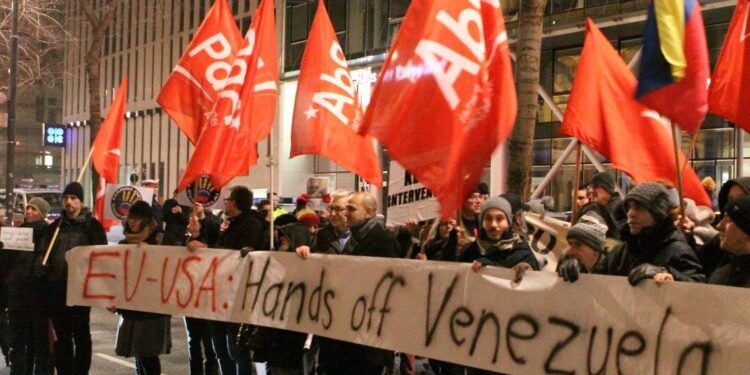 Kundgebung in Wien: Hände weg von Venezuela!