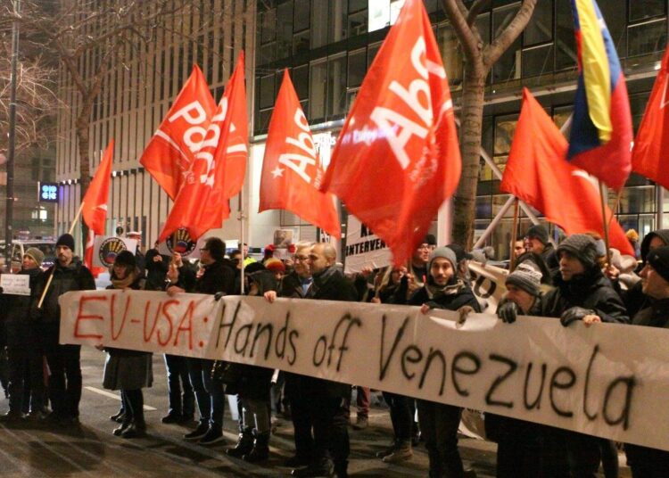 Kundgebung in Wien: Hände weg von Venezuela!