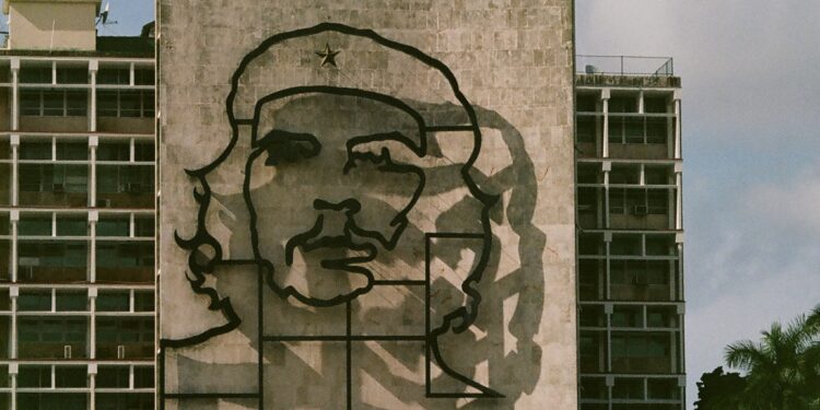 Kommunistische Jugendorganisationen: Hände weg von Kuba!