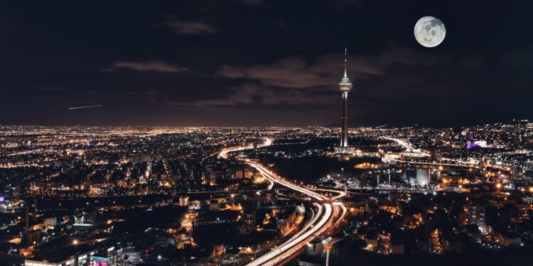 Teheran bei Nacht