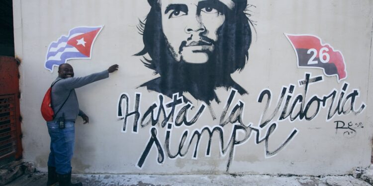 „Patria o&nbsp;muerte!“ – Kubas Regierung zeigt sich unbeugsam