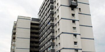 Großrazzia in Linz: 85 Festnahmen im Bereich Krempl-Hochhaus