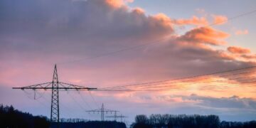 Krieg im Nahen Osten treibt Energiemärkte an – Österreich spürt erste Folgen