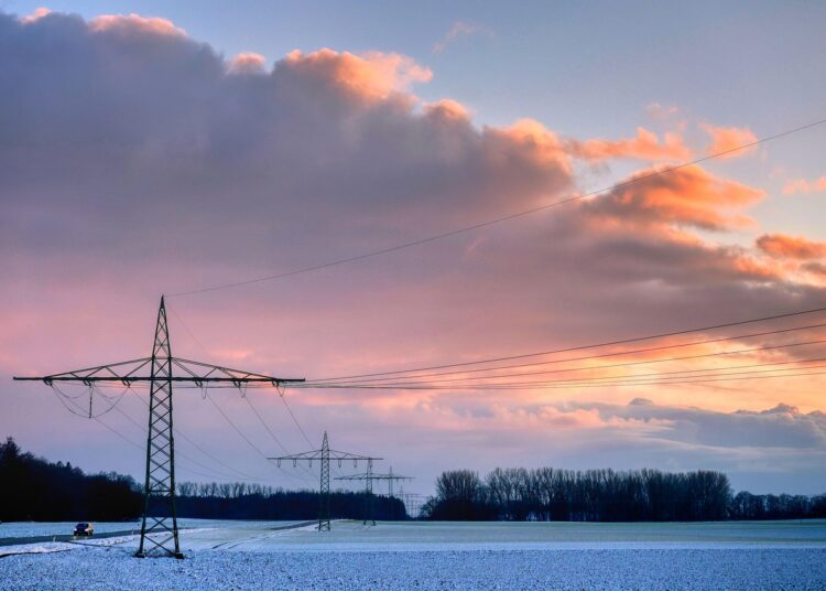Krieg im Nahen Osten treibt Energiemärkte an – Österreich spürt erste Folgen