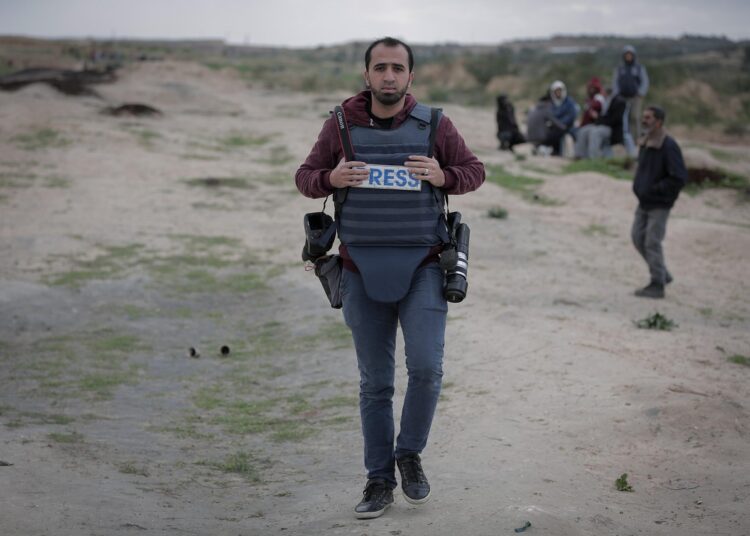 Medien im Krieg: Zwischen Zensur, Druck und politischer Einflussnahme