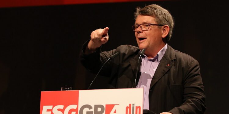 Der vermeintlich zukünftige Kampf des ÖGB gegen Reallohnverluste – 25 Jahre zu&nbsp;spät