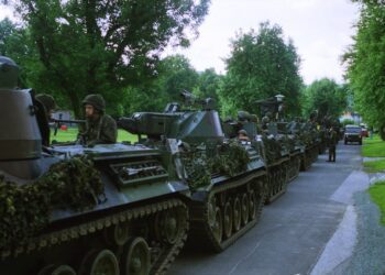 Rekord-Militärausgaben treffen auf „Budgetzwänge“ im Sozialen