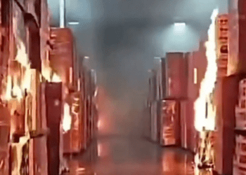 „All you had to do was pay us enough to live“ – Brandstifung einer Lagerhalle in Kalifornien