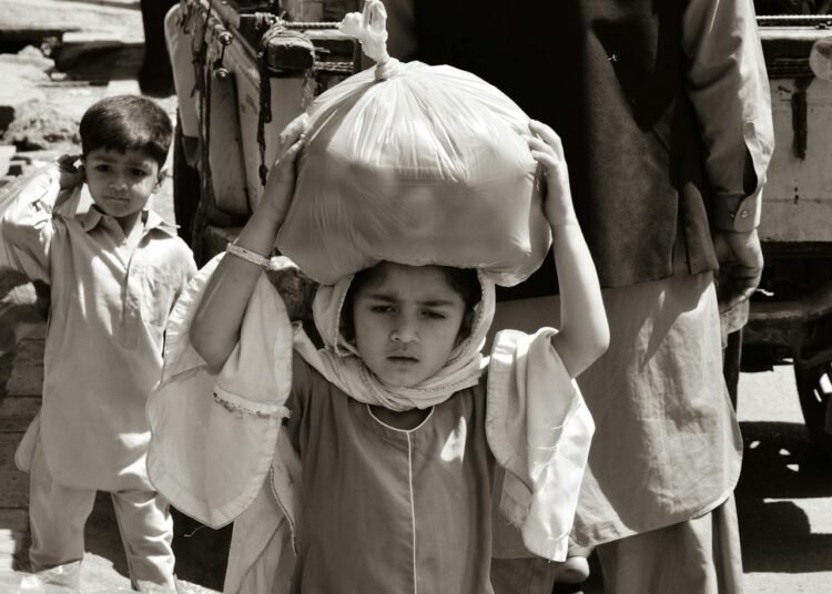 23. April in der Türkei: Zwischen Feiertag und sozialer Realität der Kinder