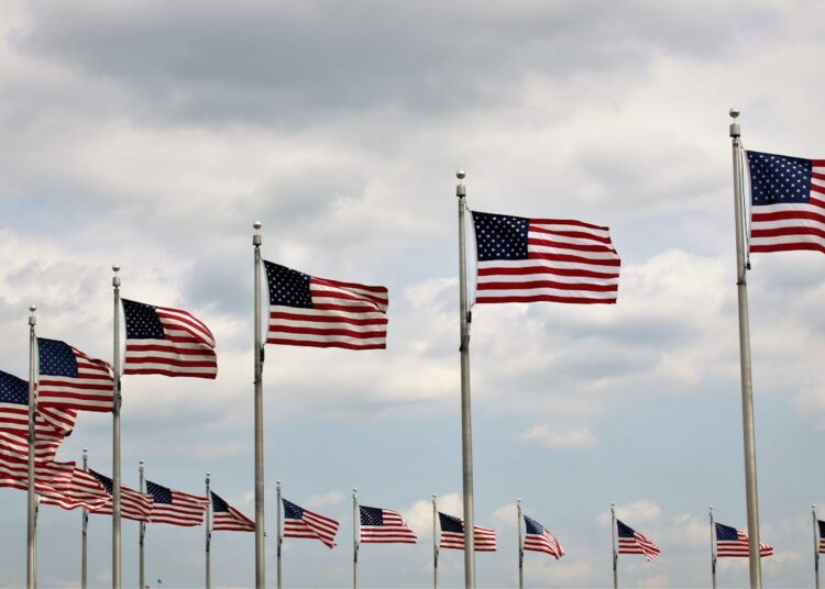 Trumps Billionen für den Krieg: Kürzungen für die Bevölkerung, Milliarden fürs Militär