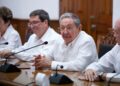 Raul Castro bei einer Sitzung