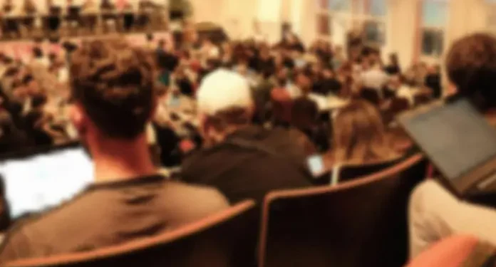 Deutschland: Kommunistische Partei hält Parteitag ab