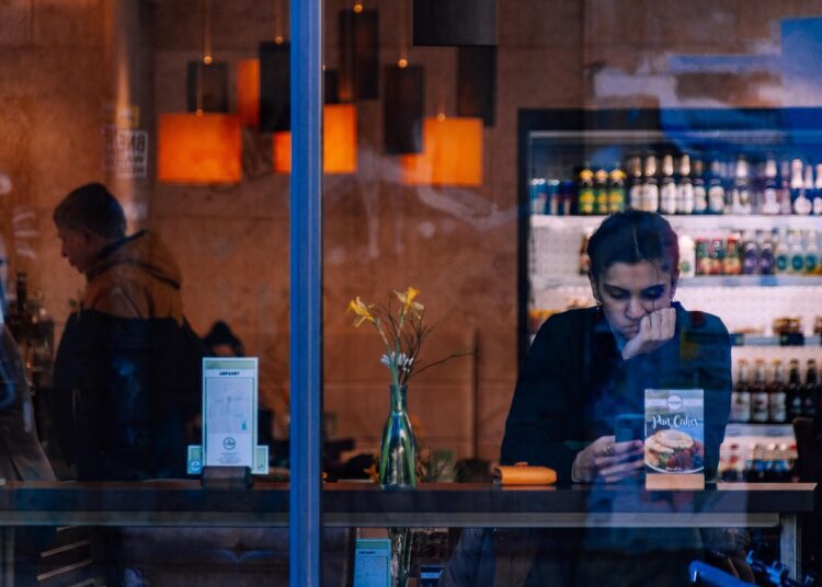 Kollektivvertragsverhandlungen: Krisenkosten sollen Beschäftigte tragen