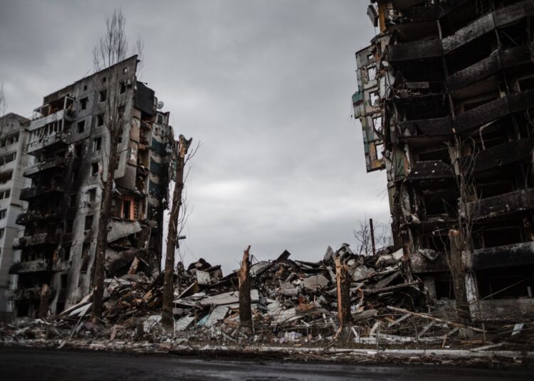 Bombardierte Gebäude in der Ukraine