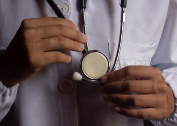 Oberösterreichs Kassenärztemangel verschärft soziale Ungleichheit