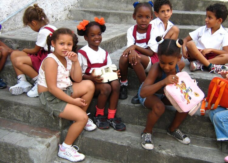 Das Washingtoner Verbrecherregime tötet kubanische Kinder