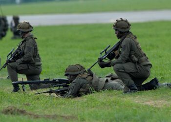 Verlängerung von Wehr- und Zivildienst fix – PdA und Jugendfront üben Kritik