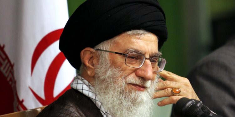 Millionen Menschen bei Trauerzeremonie für Ayatollah Ali Khamenei