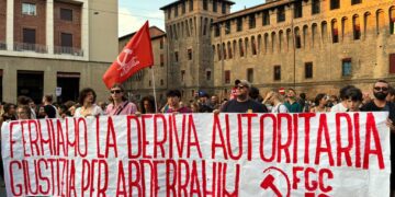 Bologna: Polizei ermordet Zivilisten