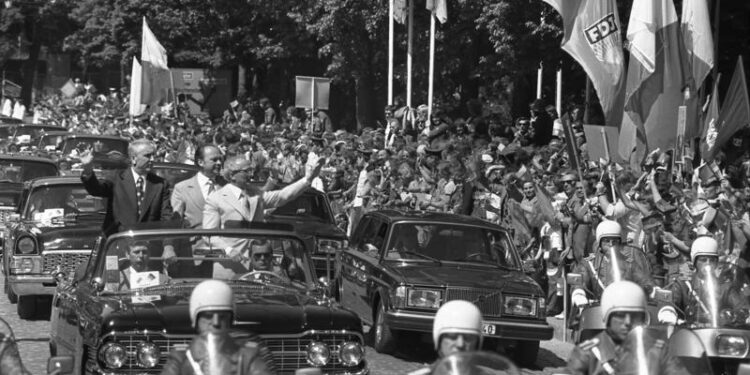 Polen: Kommunistinnen und Kommunisten gedenken Edward Gierek