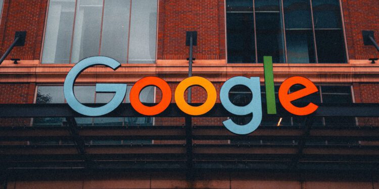 Wir sollen sparen damit Google Strom und Wasser hat