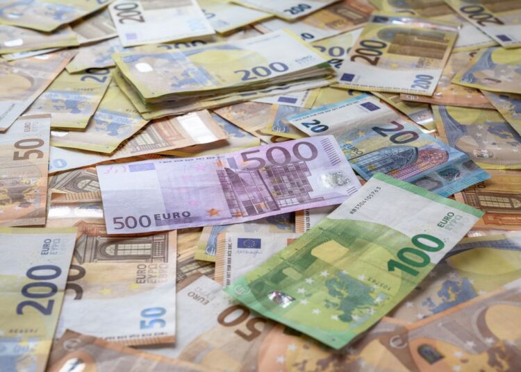 Reich ab 62.400&nbsp;Euro? Die Statistik der Ungleichheit