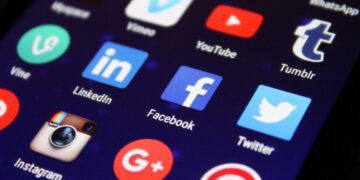 Social-Media-Verbot in Österreich: Jugendfront kritisiert Überwachung statt Jugendschutz