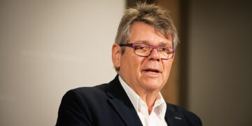 Kampfansage mit angezogener Handbremse