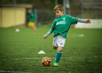 Fussball: Frauen und Männer starten Herbstsaison der Bundesliga