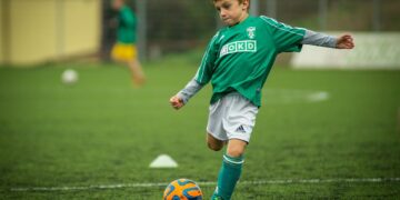 Fussball: Frauen und Männer starten Herbstsaison der Bundesliga