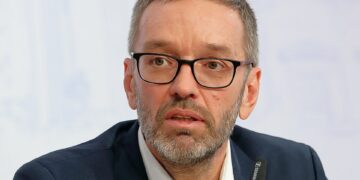 FPÖ plötzlich gegen Massenabschiebungen?