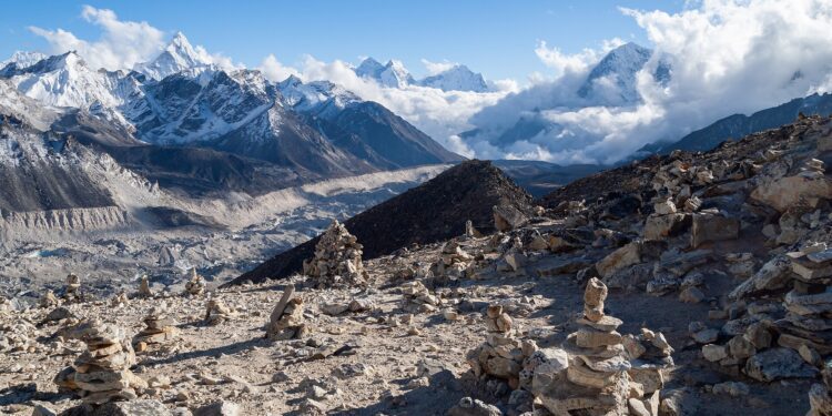 Über 1300 Tote nach Sturzflut in Nepal
