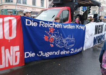 Schulstreik in Deutschland: „Die Reichen wollen Krieg, die Jugend eine Zukunft“