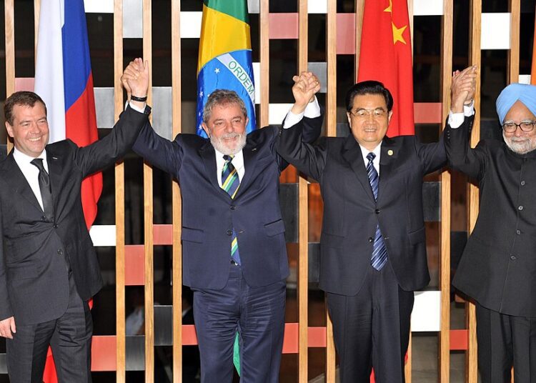 Brasilien: Polarisierung zwischen Lula und Bolsonaro