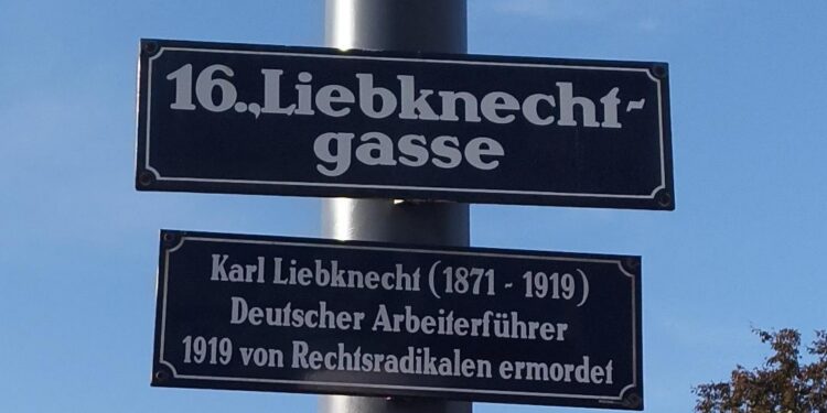 Drei Zeilen Geschichte